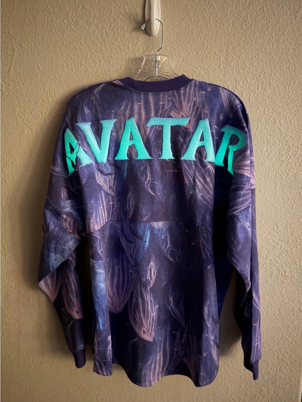 Disney Avatar Glow in the Dark Spirit Jersey Pandora Purple Medium